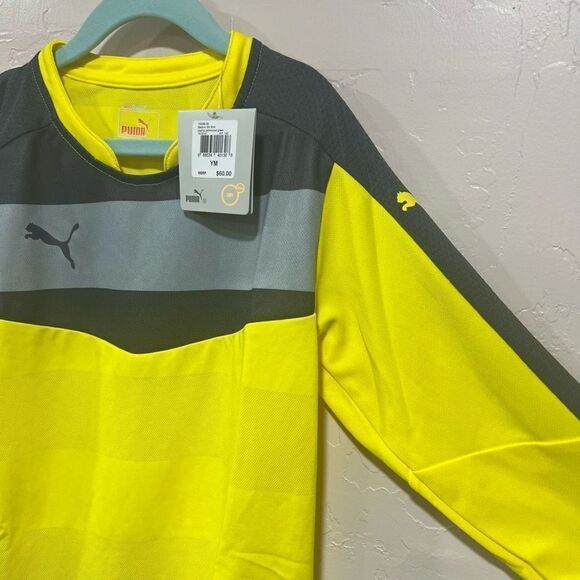 The Puma Stadium GK shirt - Picture 2 of 6
